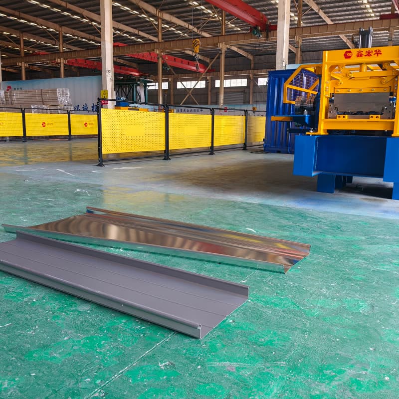 Standing Seam Roofing Seamless Steel Siding Seamed Roof Panels Metal Roof Machine