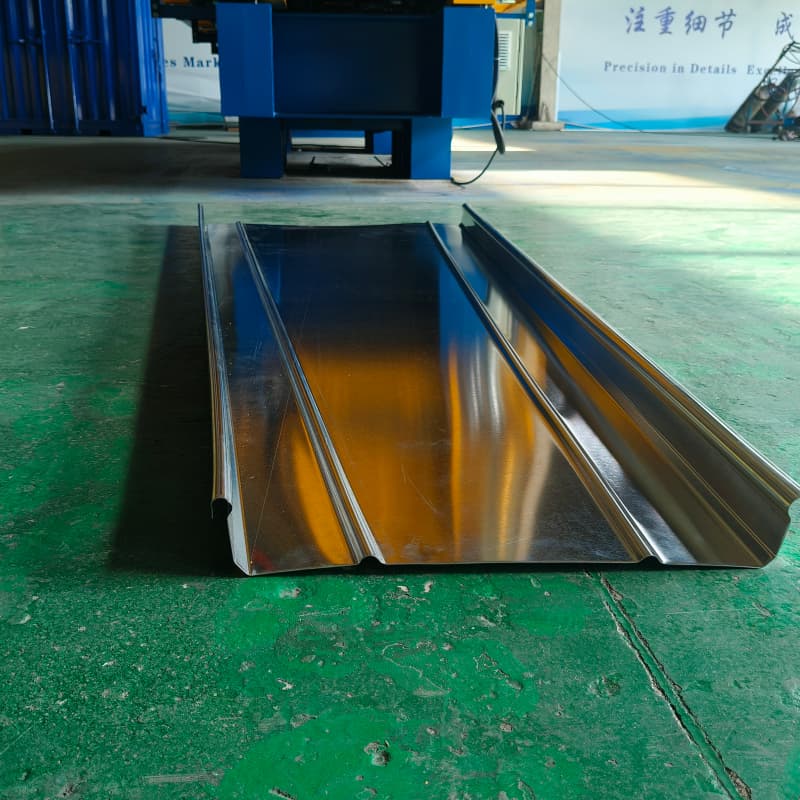 Seamless Metal Roof Purlin Standing Seam Metal Roof Seamer Roll Machine
