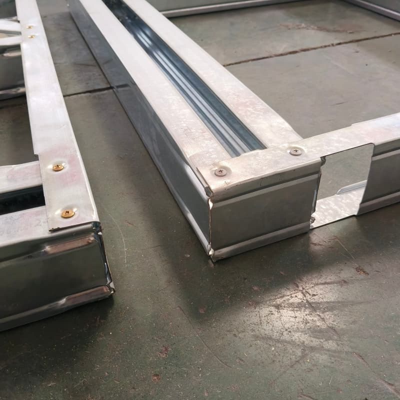 Floor Space Saving Compact Purlin Forming Machine Design Roll Forming Machine