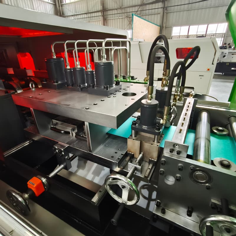 Floor Space Saving Compact Purlin Forming Machine Design Roll Forming Machine