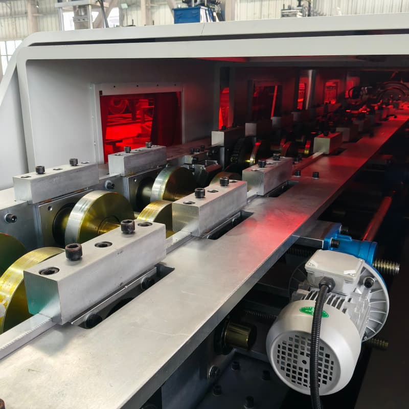 Width 80-300mm Purlin Raw Coil Roll Forming Production Line Equipment Machine