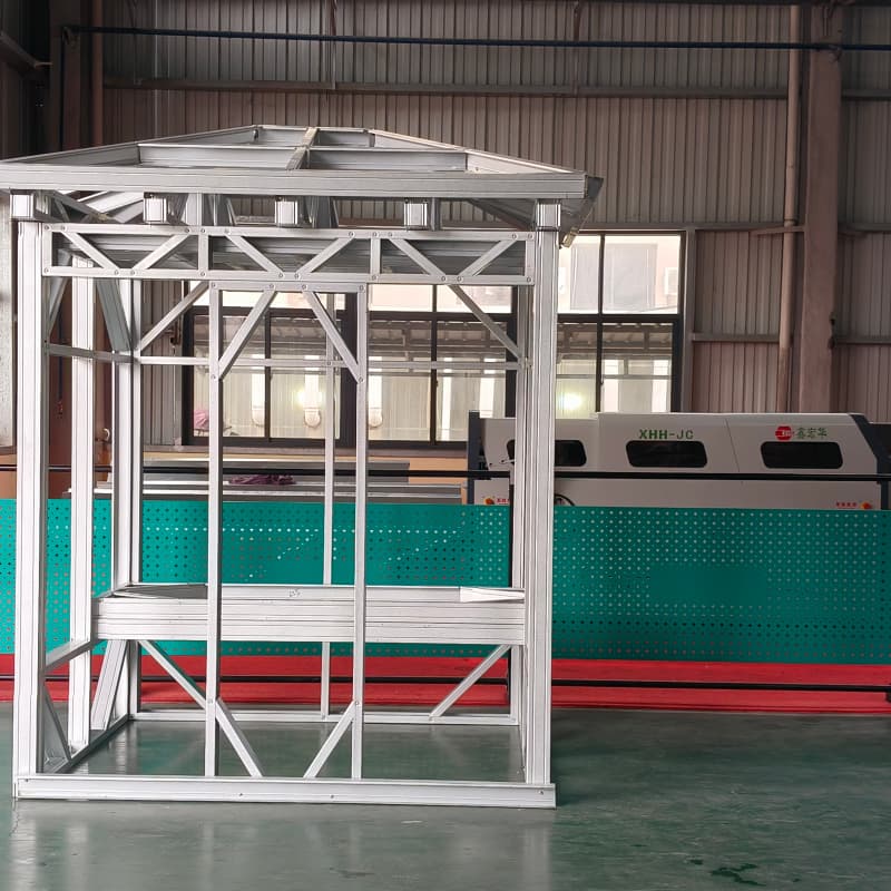 Smooth Surface Finished Purlin Making Equipment Roll Forming Production Line Machine